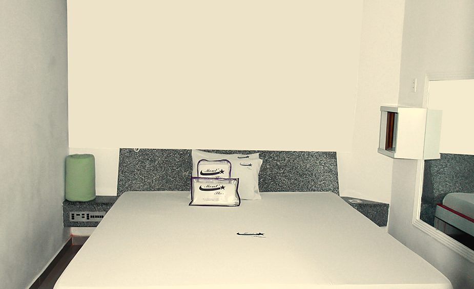 Cama quadrada da Suíte Master
